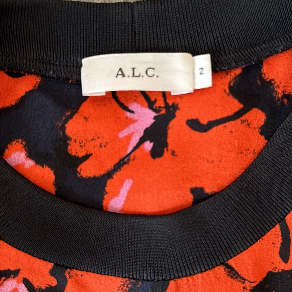A.L.C. Floral print, silk shirt, size 2. - Picture 4 of 4